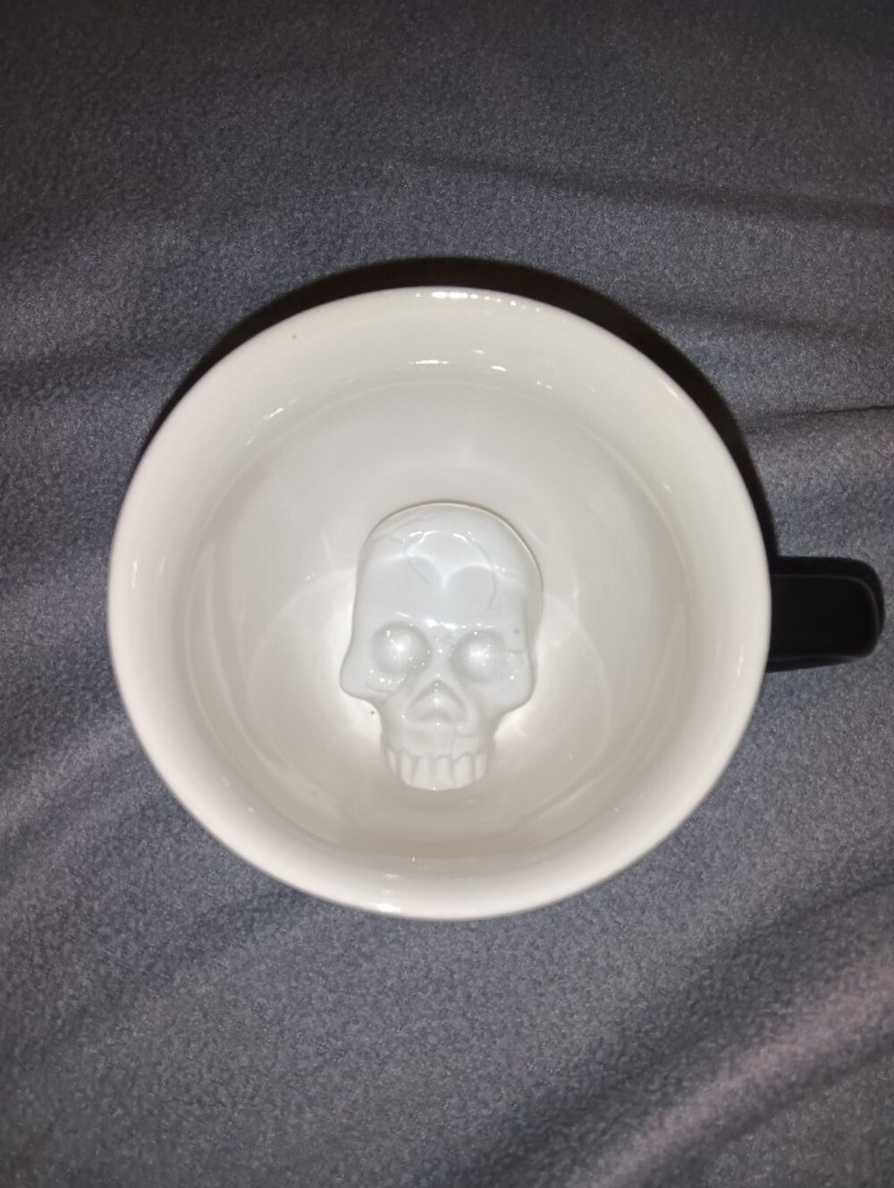 EUC Creature Cups Halloween Skull Coffee/Tea Cup